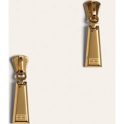 Tommy Hilfiger - Kolczyki. Żółte kolczyki damskie TOMMY HILFIGER, metalowe. Za 299,90 zł.