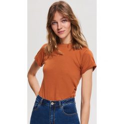 Gładki T-shirt z bawełny organicznej - Brązowy. Pomarańczowe t-shirty damskie marki Reserved, s, z bawełny. Za 24,99 zł.