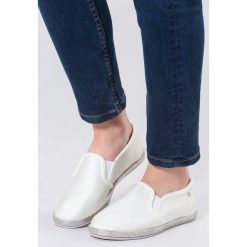 Białe Tenisówki Fleur De Lis. Trampki i tenisówki damskie vices. Za 34,99 zł.