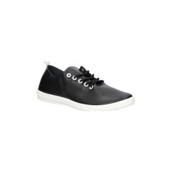 Buty Casu Półbuty sznurowane 891-1. Czarne półbuty damskie sznurowane marki Casu, na niskim obcasie. Za 49,99 zł.