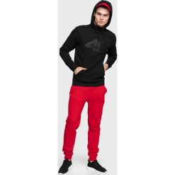 Bluza męska BLM301 - głęboka czerń. Bluzy męskie xl, bez wzorów, z dzianiny, z kapturem, bez rękawów, z kapturem. Za 119,99 zł.