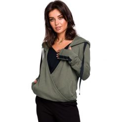 Bluza z kapturem i przodem na zakładke - khaki. Brązowe bluzy damskie BE, s, bez wzorów, z bawełny, bez rękawów, z kapturem. Za 189,00 zł.