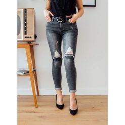 Spodnie jeans Carmen - S. Spodnie damskie Fanaberia.com, s, z jeansu. Za 139,00 zł.