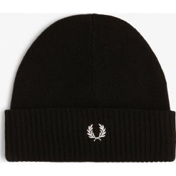 Fred Perry - Czapka męska, czarny. Czarne czapki męskie Fred Perry, z haftami. Za 229,95 zł.