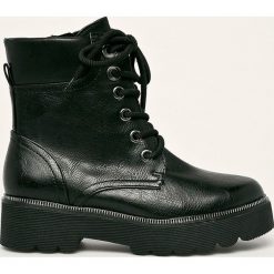 Marco Tozzi - Workery. Czarne workery damskie z materiału, na sznurówki. W wyprzedaży za 179,90 zł.