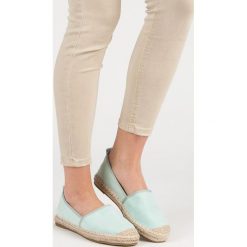 ZAMSZOWE ESPADRYLE. Żółte baleriny damskie Bestelle, bez wzorów, z zamszu, bez obcasa. Za 58,00 zł.