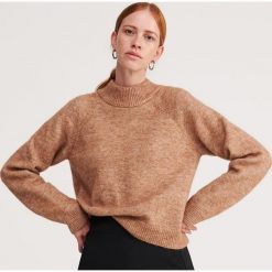 Sweter z wełną i moherem - Beżowy. Brązowe swetry damskie Reserved, m, bez wzorów, z wełny, bez rękawów, bez kaptura. Za 299,99 zł.