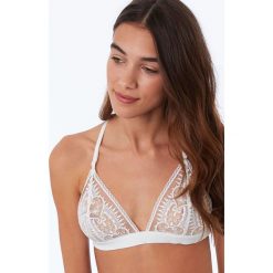 Etam - Biustonosz Elegante. Białe biustonosze Etam, z haftami, z poliesteru. W wyprzedaży za 89,90 zł.