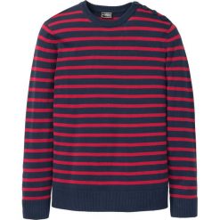 Sweter z plisą guzikową na ramieniu Regular Fit bonprix ciemnoniebiesko-czerwony w paski. Niebieskie swetry męskie bonprix, xl, w paski, z okrągłym kołnierzem, bez kaptura. Za 37,99 zł.