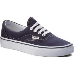 Tenisówki VANS - Era VN-0EWZNVY Navy. Niebieskie trampki i tenisówki damskie Vans, bez wzorów, z gumy, bez zapięcia. W wyprzedaży za 189,00 zł.