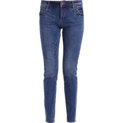 S.Oliver RED LABEL Jeansy Slim Fit middle blue. Niebieskie rurki damskie marki s.Oliver RED LABEL. W wyprzedaży za 129,35 zł.