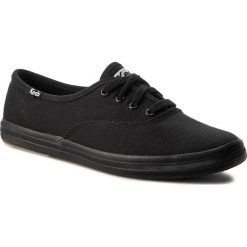 Tenisówki KEDS - Ch Ox WF24700 Black/Black. Czarne półbuty damskie Keds, na co dzień, bez wzorów, z gumy, bez obcasa, na płaskiej podeszwie, bez zapięcia. W wyprzedaży za 149,00 zł.