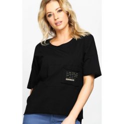 Czarny T-shirt Poetic Pocket. Czarne bluzki damskie Born2be, l. Za 29,99 zł.