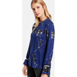 Bluzka z falbankami. Niebieskie bluzki damskie marki GERRY WEBER EDITION, s, z falbankami, z długim rękawem. Za 129,00 zł.