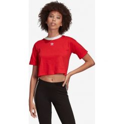 Adidas Originals Koszulka Czerwony. Czerwone koszulki damskie adidas Originals, s, z haftami, z bawełny, bez kołnierzyka. Za 85,95 zł.