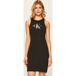 Calvin Klein Jeans - Sukienka. Żółte sukienki damskie Calvin Klein Jeans, na co dzień, s, z nadrukiem, z elastanu, casualowe, z okrągłym kołnierzem, bez rękawów, mini, rozkloszowane. W wyprzedaży za 199,90 zł.