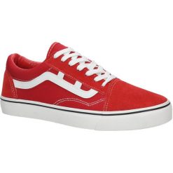 Czerwone trampki sznurowane Casu HR61262. Czerwone trampki i tenisówki damskie Casu, bez wzorów, na sznurówki. Za 59,99 zł.