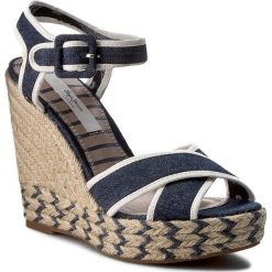 Espadryle PEPE JEANS - Walker Denim PLS90224 Denim 559. Niebieskie espadryle damskie Pepe Jeans, bez wzorów, z jeansu, bez obcasa, na obcasie. W wyprzedaży za 159,00 zł.