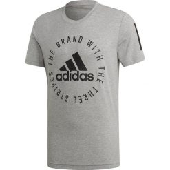 MĘSKA KOSZULKA ADIDAS SPORT ID (XL). Szare koszulki męskie Adidas, xl, w paski, z bawełny, klasyczne, z kontrastowym kołnierzykiem, bez rękawów. Za 74,99 zł.
