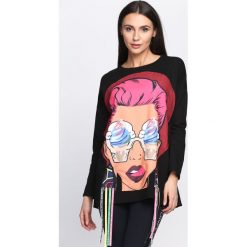 Czarna Bluza Lustrate. Czarne bluzy damskie marki Born2be, uniwersalny, casualowe. Za 49,99 zł.