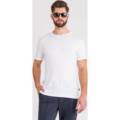 T-SHIRT Joop! Collection. Białe t-shirty męskie Joop! Collection, xl, bez wzorów, bez kołnierzyka. Za 229,00 zł.