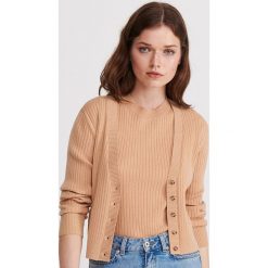 Sweter z wełną - Beżowy. Brązowe swetry damskie Reserved, s, z wełny. W wyprzedaży za 59,99 zł.
