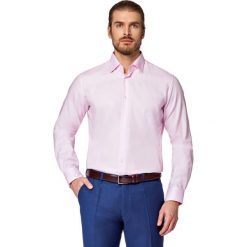 Koszula Różowa Raben. Różowe koszule męskie LANCERTO, m, bez wzorów, z bawełny, eleganckie, bez kołnierzyka, bez rękawów. Za 299,90 zł.