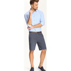 SZORTY MĘSKIE W PASKI. Szare spodenki i szorty męskie marki Top Secret, m, w paski, z bawełny, eleganckie. W wyprzedaży za 49,99 zł.
