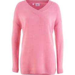 Swetry oversize damskie: Sweter oversize z głębokim dekoltem w serek bonprix malinowy