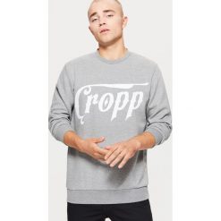 Bluza z nadrukiem Jasny szary. Szare bluzy męskie z nadrukiem marki Cropp, s. Za 69,99 zł.