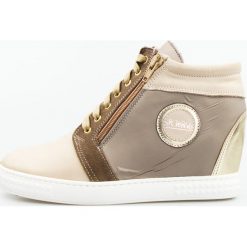 Sneakersy koturny skórzane beżowe J. Wolski (39). Brązowe koturny damskie Estetino, bez obcasa, na koturnie, bez zapięcia. Za 319,00 zł.