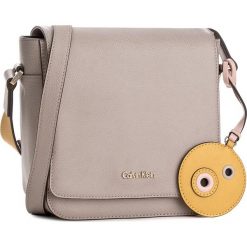 Torebka CALVIN KLEIN BLACK LABEL - Julienn3 Flap Crossbody K60K602711 069. Brązowe listonoszki damskie marki Calvin Klein Black Label. W wyprzedaży za 539,00 zł.
