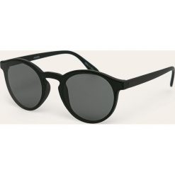 Pieces - Okulary. Czarne okulary przeciwsłoneczne damskie Pieces. W wyprzedaży za 49,90 zł.