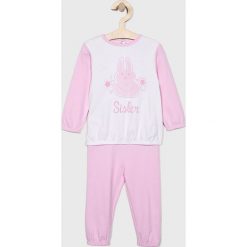 Blukids - Piżama dziecięca 74-98 cm. Różowe piżamy dziewczęce Blukids, z nadrukiem, z bawełny, bez rękawów. W wyprzedaży za 29,90 zł.