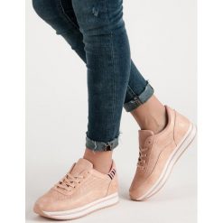 WYGODNE BUTY SPORTOWE. Szare buty sportowe damskie Merg, bez wzorów, bez zapięcia. Za 79,90 zł.