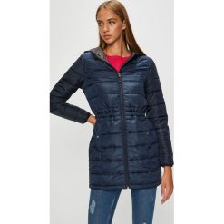 Vero Moda - Kurtka/płaszcz 10199013. Szare kurtki damskie pikowane Vero Moda, l, z poliesteru, z kapturem. W wyprzedaży za 125,91 zł.