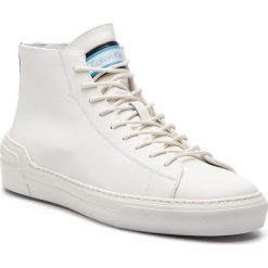Sneakersy CALVIN KLEIN - Okey F0996 White/Navy/Dusty Blue. Białe sneakersy męskie Calvin Klein, bez wzorów, ze skóry ekologicznej, klasyczne, bez zapięcia. W wyprzedaży za 349,00 zł.