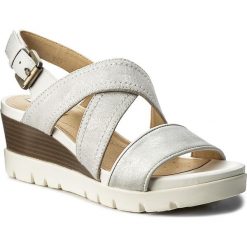 Sandały GEOX - D Marykarmen P.B D828AB 07785 C1000 White. Szare klapki damskie Geox, bez wzorów, z zamszu, bez obcasa, na obcasie. W wyprzedaży za 269,00 zł.