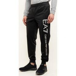 Spodnie dresowe EA7 Emporio Armani 8NPPA4 PJ08Z 0203. Czarne jeansy męskie EA7 Emporio Armani, m, bez wzorów. Za 349,00 zł.