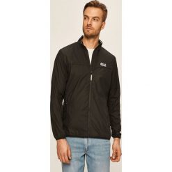Jack Wolfskin - Kurtka. Czarne płaszcze męskie Jack Wolfskin, s, bez wzorów, z poliesteru, krótkie, bez kaptura. Za 449,90 zł.