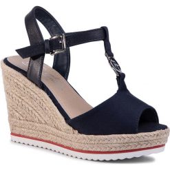 Espadryle TOM TAILOR - 8090204 Navy. Niebieskie espadryle damskie Tom Tailor, z aplikacjami, ze skóry ekologicznej, bez obcasa, na obcasie. W wyprzedaży za 149,00 zł.