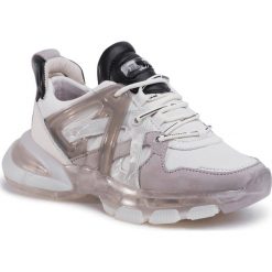 Sneakersy BRONX - 66337-AF Off White/L.Grey/Black 3336. Białe półbuty damskie Bronx, na co dzień, bez wzorów, ze skóry, bez obcasa, na płaskiej podeszwie, bez zapięcia. Za 779,00 zł.