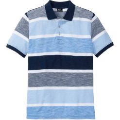 Shirt polo w paski ze specjalnym krojem na wys. brzucha bonprix niebieski w paski. Niebieskie koszulki męskie bonprix, s, w paski, bez rękawów. Za 37,99 zł.