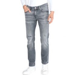 Tommy Hilfiger Chico Dżinsy Szary. Szare jeansy męskie TOMMY HILFIGER, bez wzorów. Za 554,95 zł.