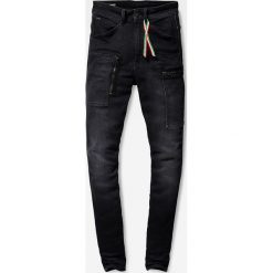 G-Star Raw - Jeansy Shape. Czarne jeansy damskie G-Star RAW, z podwyższonym stanem. W wyprzedaży za 599,90 zł.