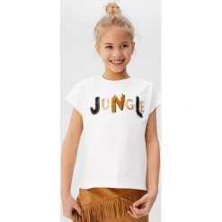 Mango Kids - T-shirt dziecięcy Jungle 110-164 cm. Białe bluzki dziewczęce Mango Kids, z aplikacjami, z bawełny, z okrągłym kołnierzem, z krótkim rękawem, krótkie, bez kaptura. W wyprzedaży za 47,90 zł.