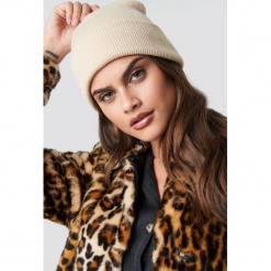 NA-KD Accessories Czapka Basic - Beige. Brązowe czapki zimowe damskie NA-KD Accessories, z materiału. Za 40,95 zł.