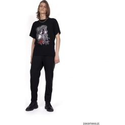 T-shirt Love on. Czarne t-shirty męskie Pakamera, m, z nadrukiem, z okrągłym kołnierzem, krótkie. Za 176,00 zł.