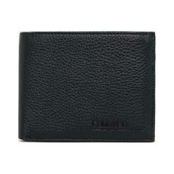 Calvin Klein - Portfel skórzany. Czarne portfele męskie Calvin Klein, bez wzorów, ze skóry. Za 299,90 zł.