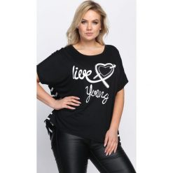 Czarny T-shirt Robbery. Czarne t-shirty damskie marki Born2be, m. Za 19,99 zł.